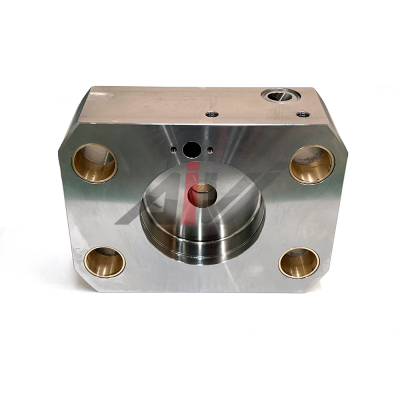 87K Intensifier End Bell Assembly Right Hand 019683-1